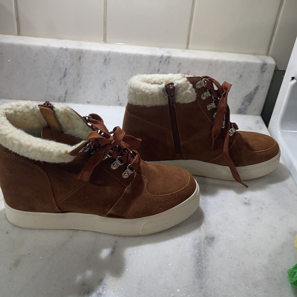 Steve Madden Boots - Picture 3 of 6